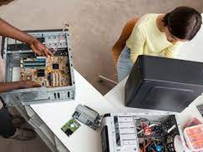 Aprende a actualizar el harward de tu ordenador y a realizar pequeñas reparaciones. irudia