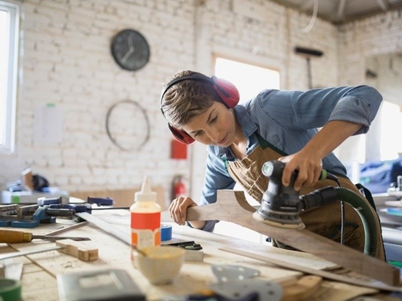 Aprende a utilizar herramientas de bricolaje irudia