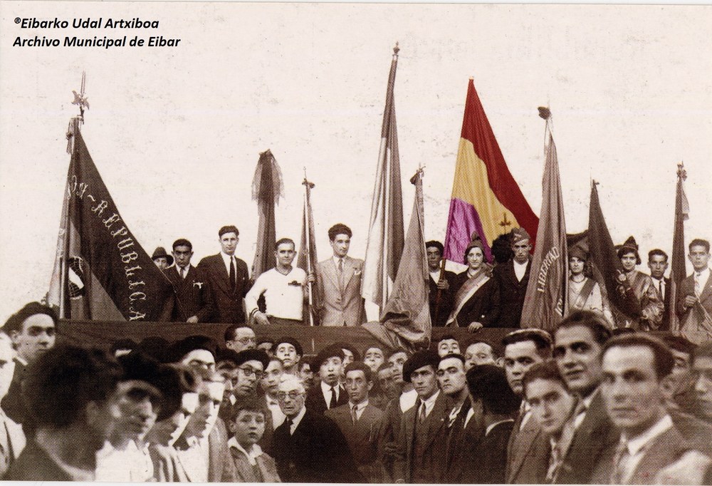 El Archivo Municipal conmemora el 90 aniversario de la proclamación de la Segunda República. El Archivo Municipal conmemora el 90 aniversario de la proclamación de la Segunda República