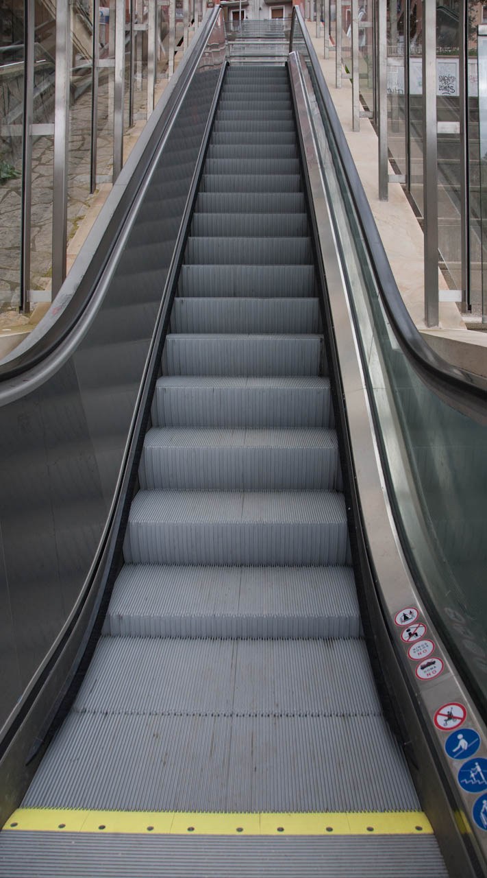 El sistema de parada automática de las escaleras mecánicas se amplía a otros nueve tramos