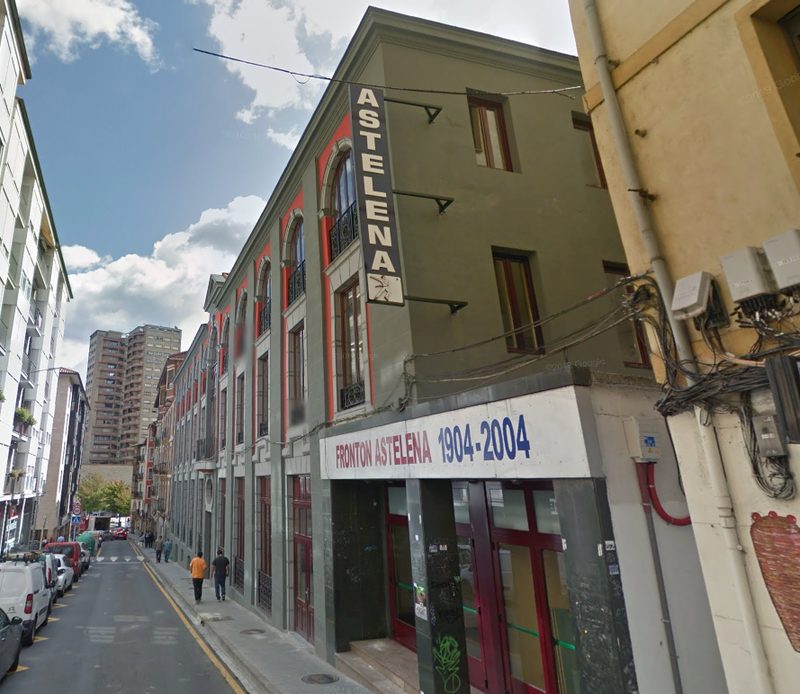 Encuesta ciudadana para elegir el nuevo color del frontón Astelena Foto del frontón Astelena.