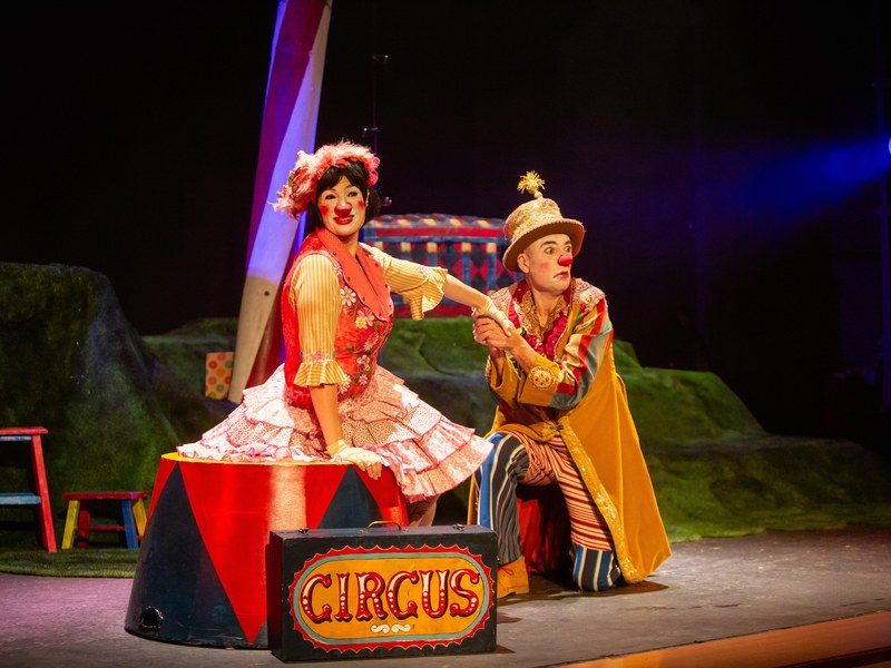 A la gloria con Gloria Fuertes - Teatro de Malta