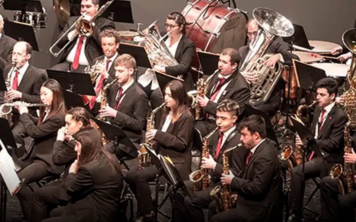 Concierto de la Banda de música Cielito, junto con la escuela de música