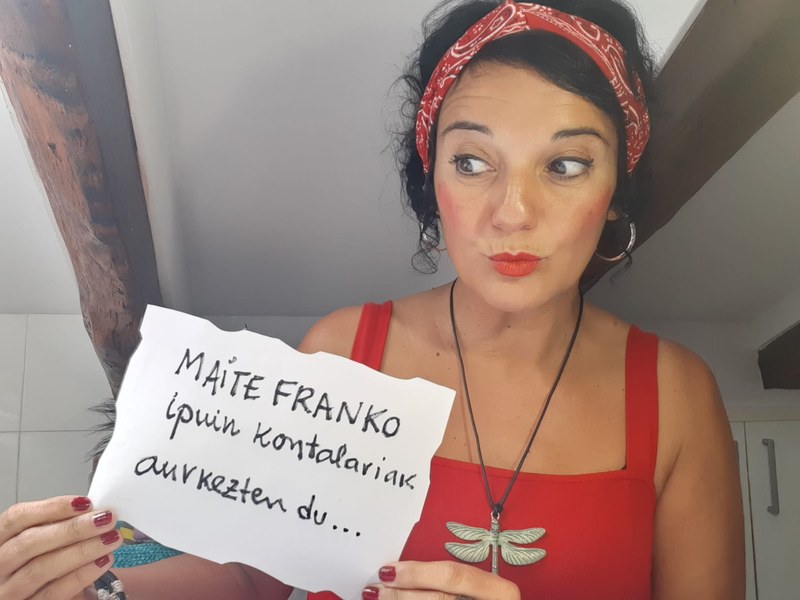 El cuento del sábado: "Amonaren arima botila barruan" Maite Franko