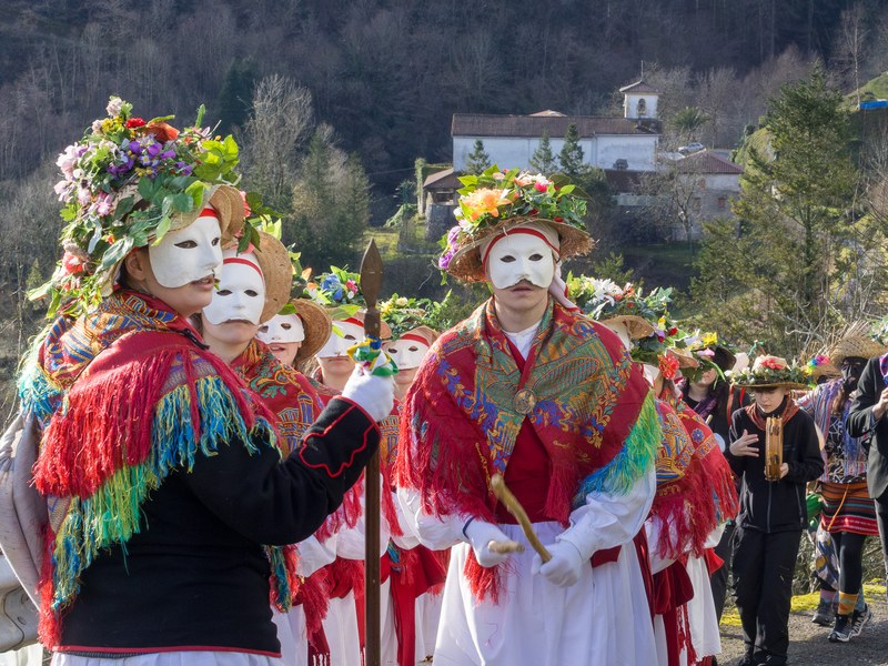 Koko-dantzak, Carnavales