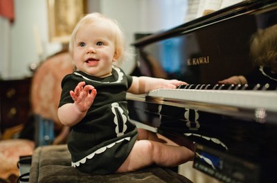 BABY+PIANO