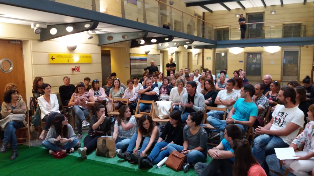 Constituida la Asamblea de la plataforma popular Eibarren AKEBAI
