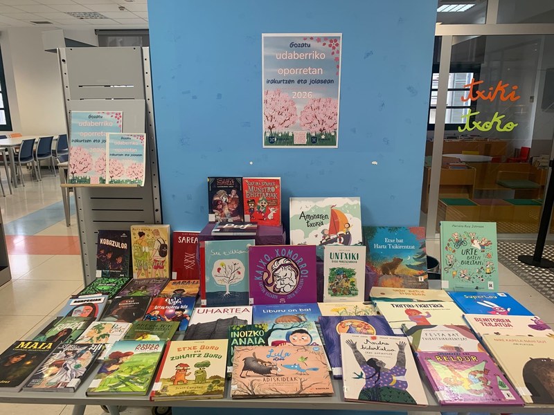 Disfruta en las vacaciones de primavera leyendo y jugando