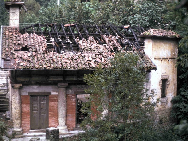 Ermita de San Rafael de Maltzaga, tras su incendio. Foto: cedida a Ego Ibarra.
