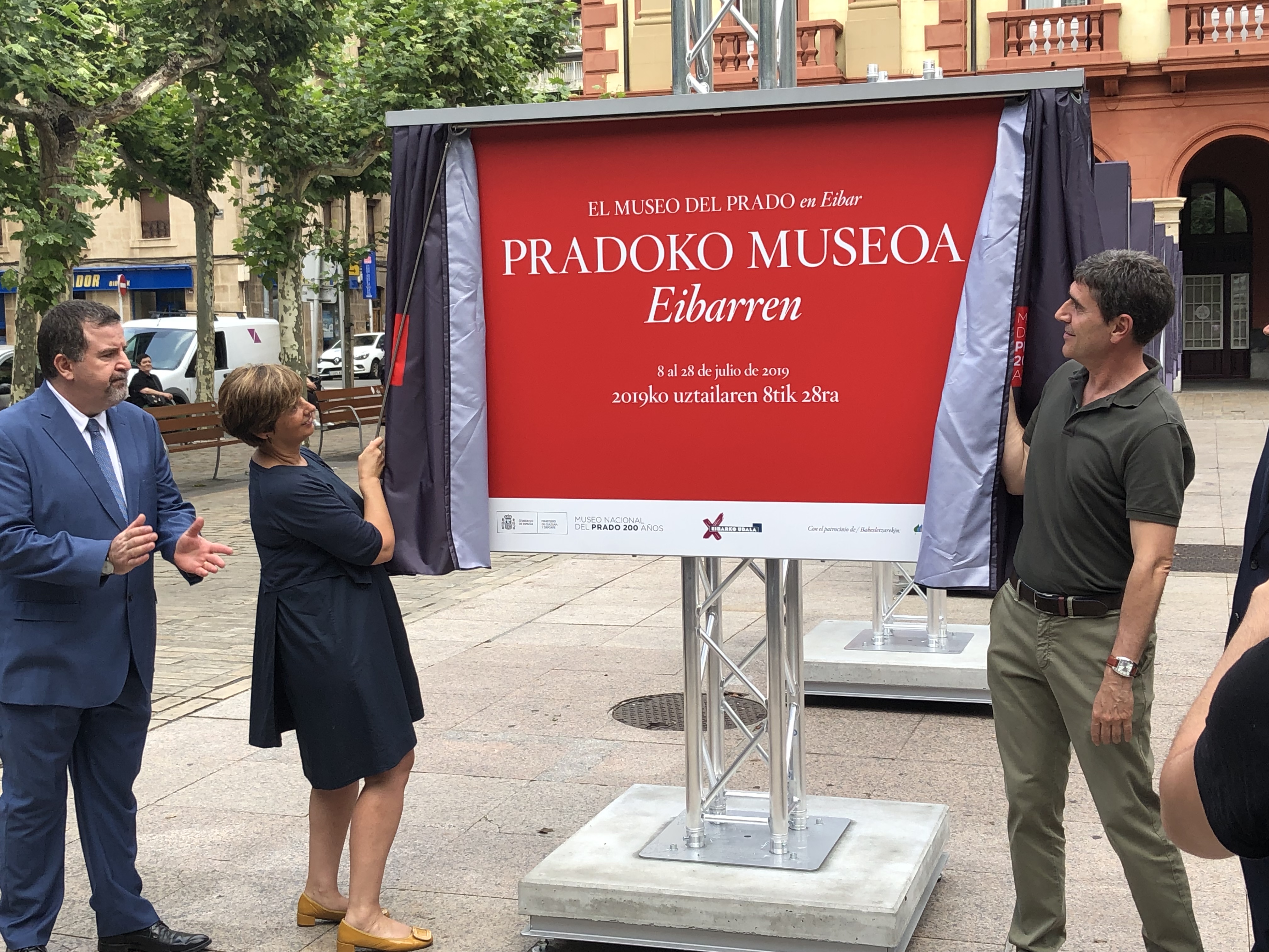Eibar acoge una muestra al aire libre de reproducciones fotográficas de cincuenta obras de la colección del Museo del Prado