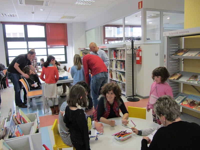 Grupos del club de lectura Liburuen poltsa