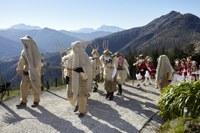 Kezka dantza taldea saldrá a la calle el 22 de febrero con sus máscaras y personajes tradicionales