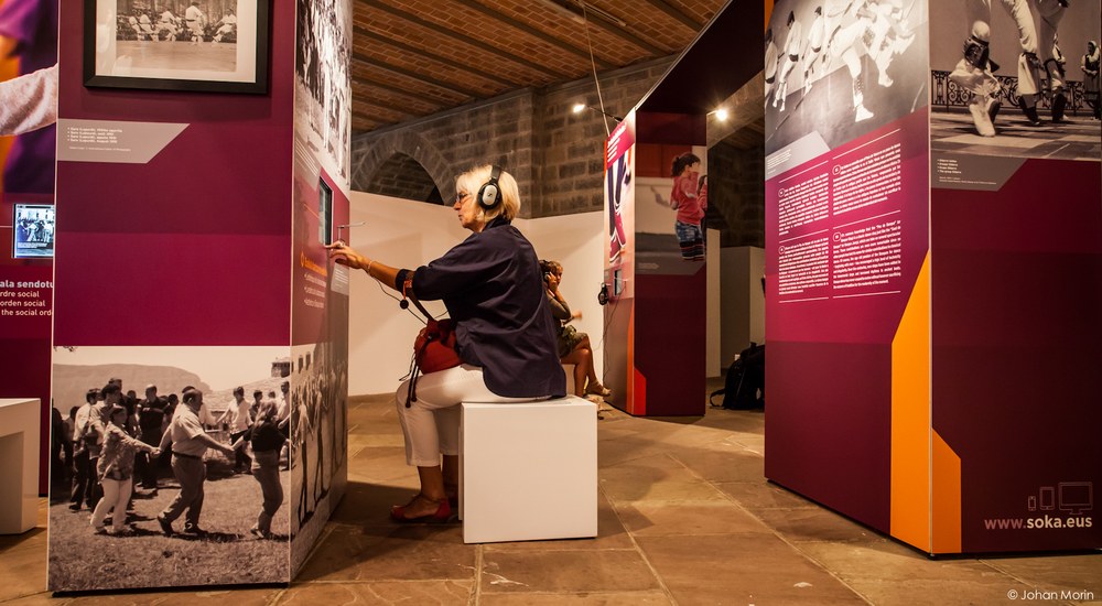 La apertura oficial de la exposición Soka en Biharrian será el lunes 4 de noviembre a las 19:30 horas en la nueva sede del grupo de danzas Kezka y la asociación Dantzan.