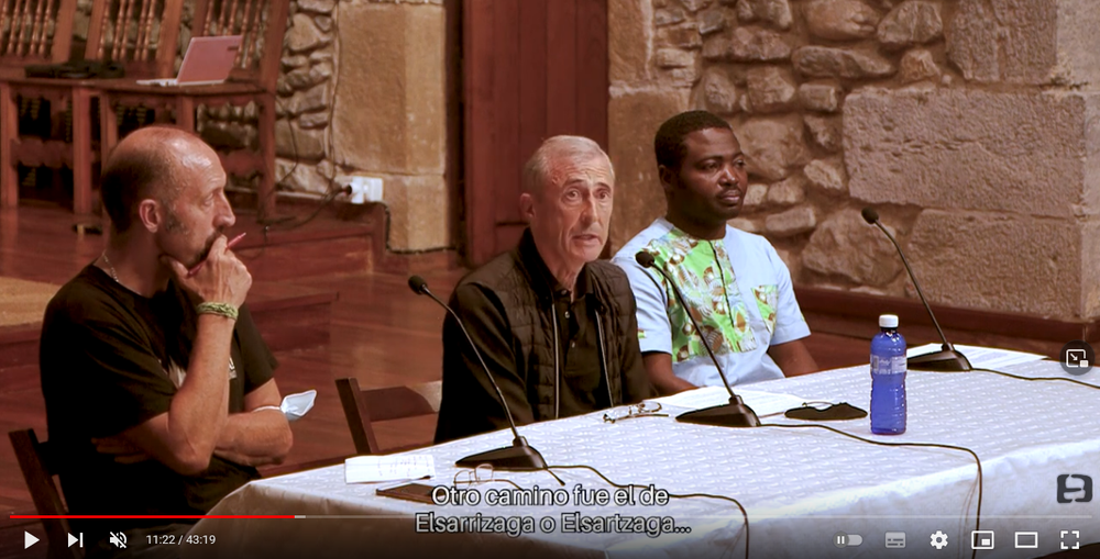 La conferencia del historiador Javier Elorza “Eibarko lehenengo aztarna-idatzia: hiri-gutuna” en el canal Youtube de Ego Ibarra Joxean Urkia (Behetarrak elkartea), Jabier Elorza (historiador)y el párroco Jacky Kokoto (16/09/2021).