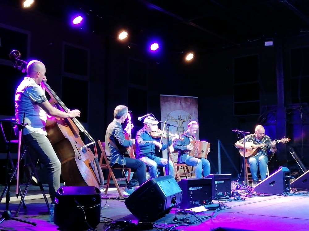 La iniciativa "Galicia en Eibar" englobará dos espectáculos musicales los días 22 y 23 de este mes, en el Coliseo y Errebal Plazia Imagen del grupo TOR e invitados.