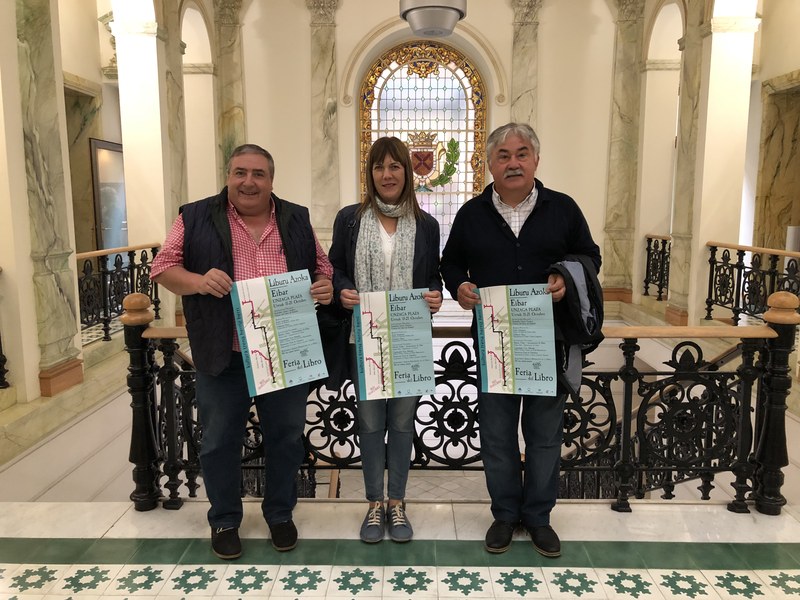 La plaza de Unzaga acogerá una nueva edición de la Feria del Libro y del Disco hasta el 21 de octubre