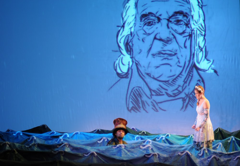 Suspendida la representación de la obra "Alberti, un mar de versos"