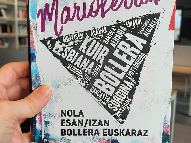 Amaia Álvarez Uria y June Fernández Casete presentan el libro "Mariokerrak. Nola esan/izan bollera euskaraz" en Andretxea