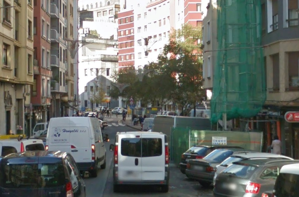 Adjudicadas la redacción y ejecución de varios proyectos de obra para la mejora de la accesibilidad y la creación de zonas de coexistencia Calle Julián Etxeberria.