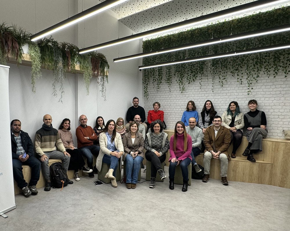 Celebrada la jornada de clausura de los seis proyectos participantes en la segunda edición del programa de emprendizaje Heldu! Imagen de las personas participantes en la segunda edición del programa HELDU!.