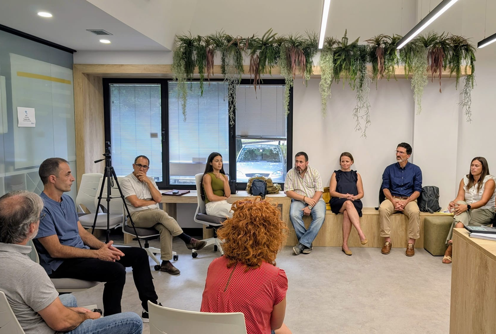 Cuatro nuevos proyectos participarán en la cuarta edición del programa de emprendimiento Heldu! Participantes de la nueva edición del programa de emprendimiento Heldu!