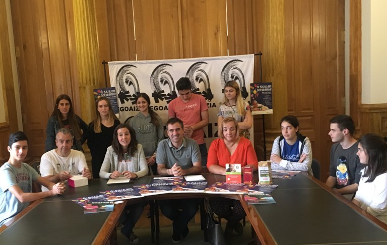 Eibar acogerá la IV Comida Solidaria "Jana ez da txantxa" el próximo sábado, 21 de octubre