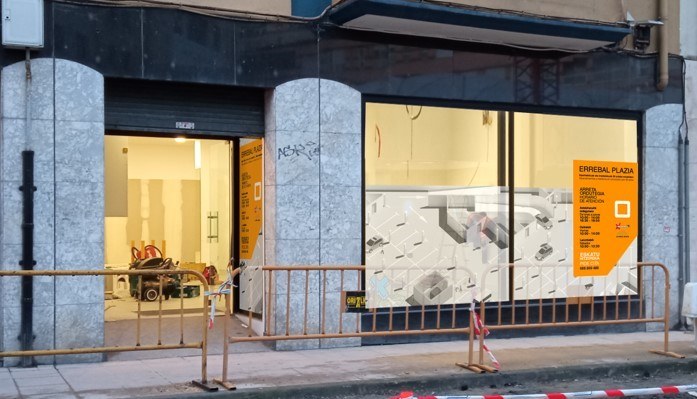 Eibar contará, a partir del 15 de febrero, con una nueva oficina en Errebal para la comercialización de 101 garajes y 26 trasteros en régimen de concesión de 'Errebal Plazia' Imagen de la nueva oficina de Errebal.