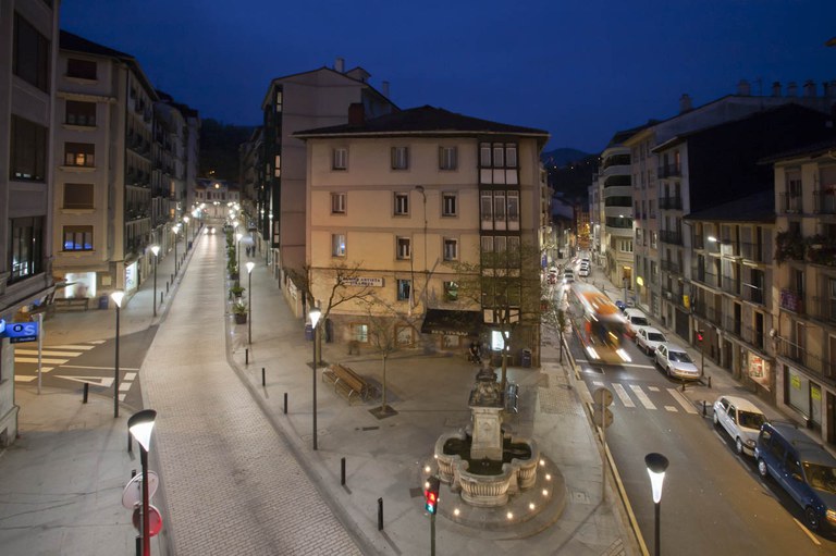 Eibar logró en 2016 un ahorro del 11,5 % en la factura del alumbrado público de sus calles con respecto a los datos de 2015