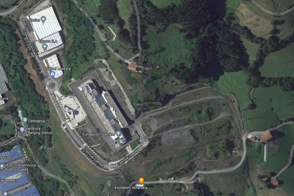 El alcalde solicita una reunión con la Consejera de Desarrollo Económico para conocer su disposición a colaborar en el desarrollo de la segunda fase del Parque Tecnológico de Eibar Vista aérea del entorno del Parque Tecnológico de Eibar.