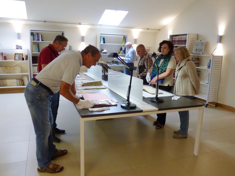 El Archivo municipal de Eibar cerró el 2017 con 720 visitas de personas que realizaron 2.505 consultas