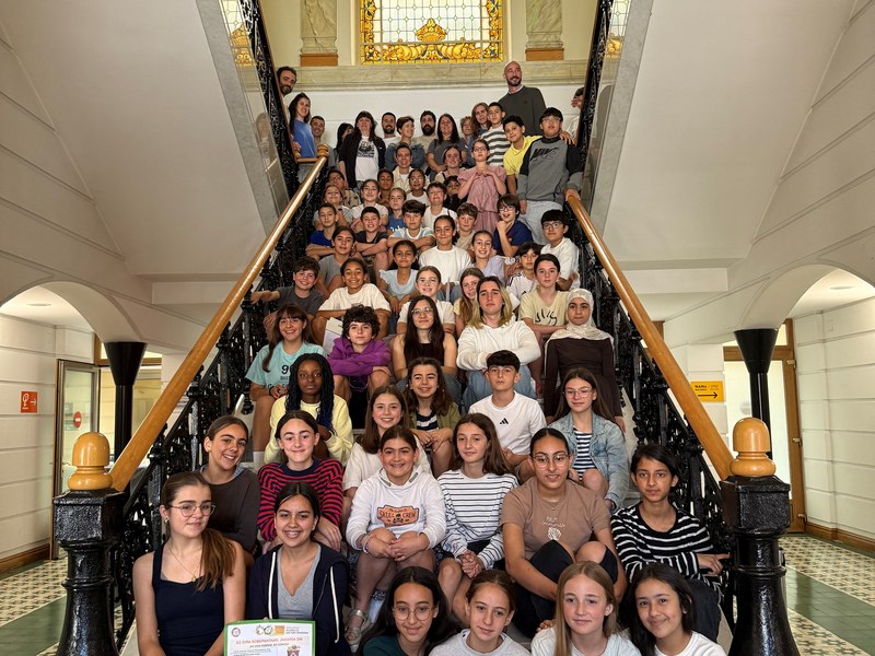 El área de Medio Ambiente del Ayuntamiento Eibar acoge el Pleno de la Agenda Escolar 2030