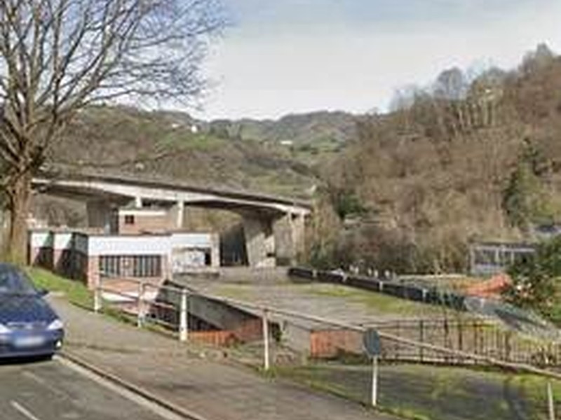 El Ayuntamiento adquiere el edificio Ugartetxea para habilitar un nuevo aparcamiento en Txonta