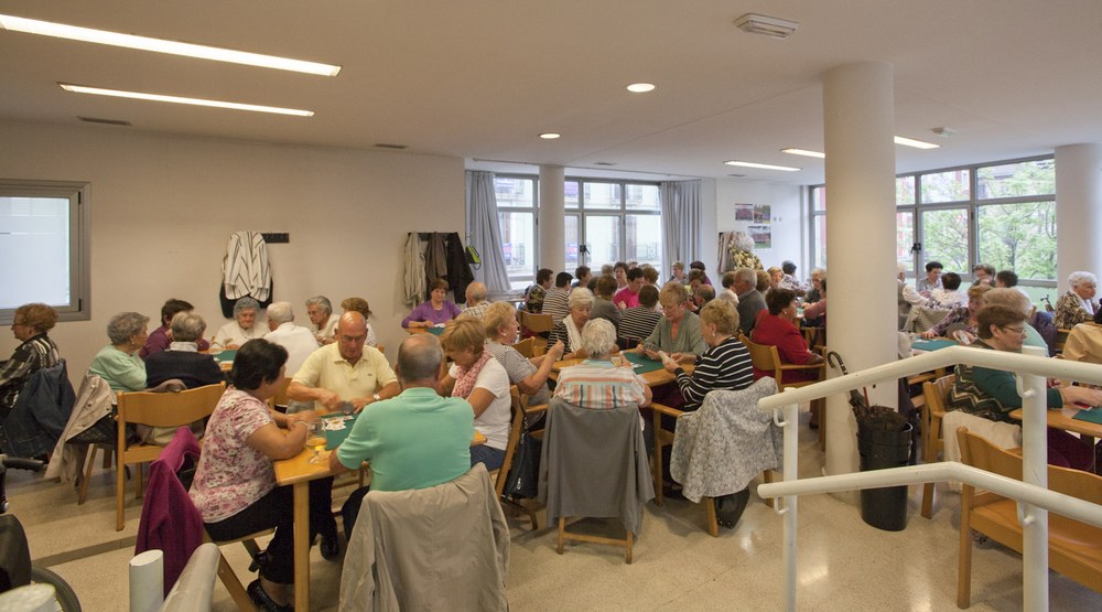 El Ayuntamiento amplía las ayudas a personas desempleadas y pensionistas perceptores de la RGI