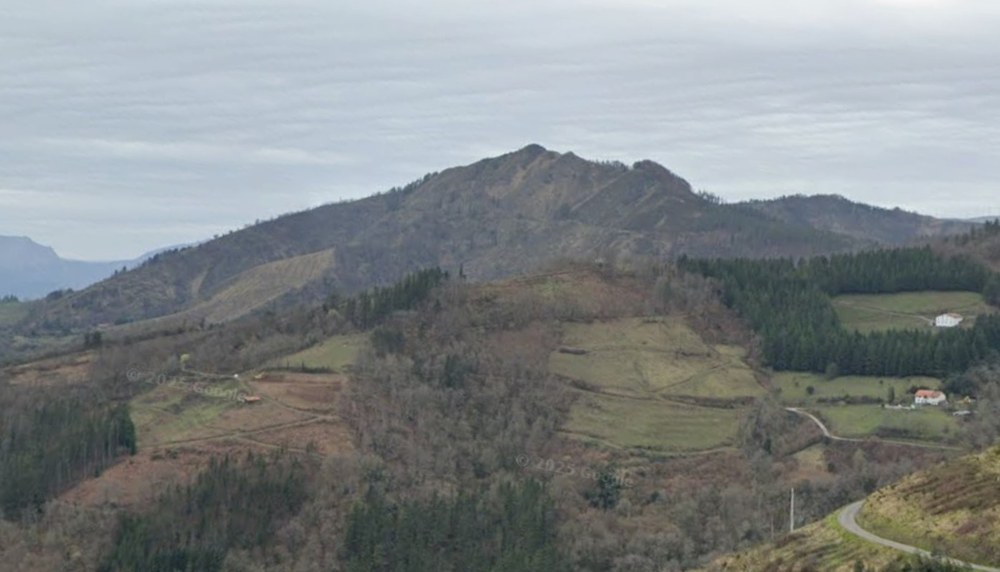 Monte Urko al fondo.