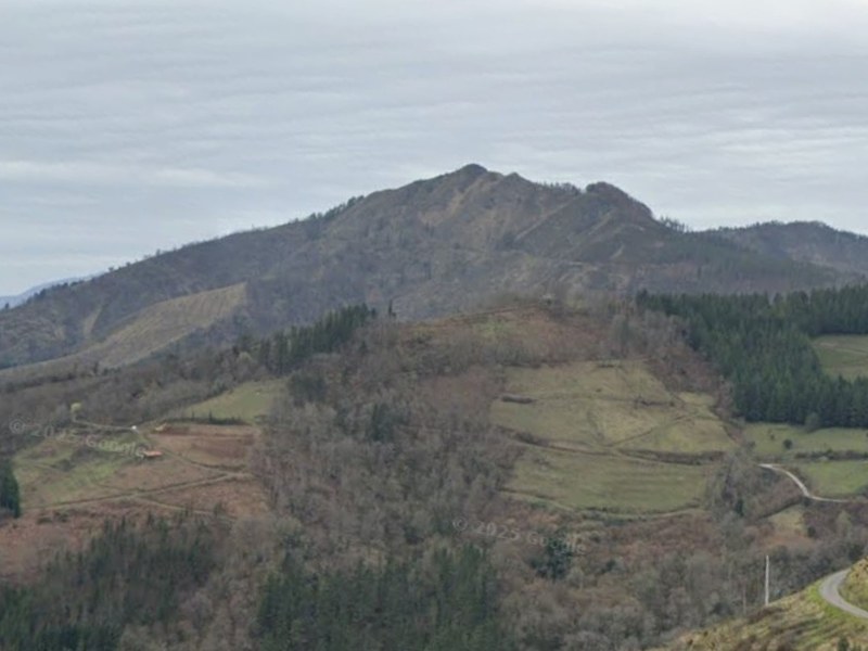El Ayuntamiento de Eibar  adquiere un terreno en las faldas del monte Urko para la recuperación del bosque autóctono