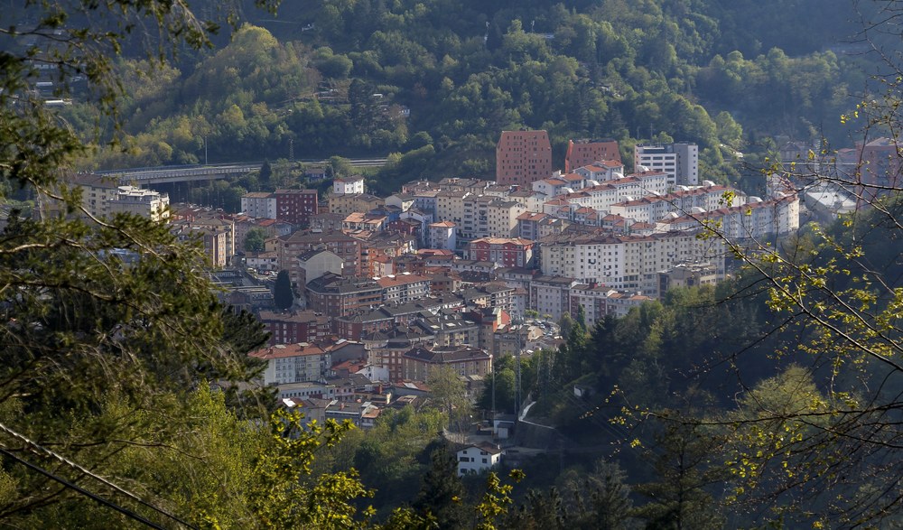 Eibar.