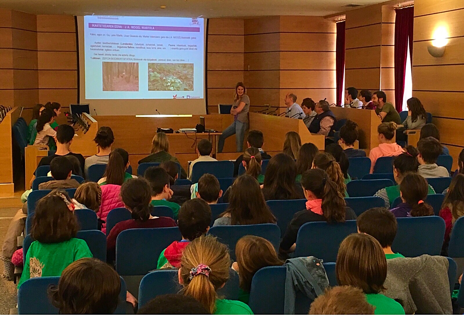 El Ayuntamiento de Eibar ha acogido el Pleno de la Agenda 21 Escolar