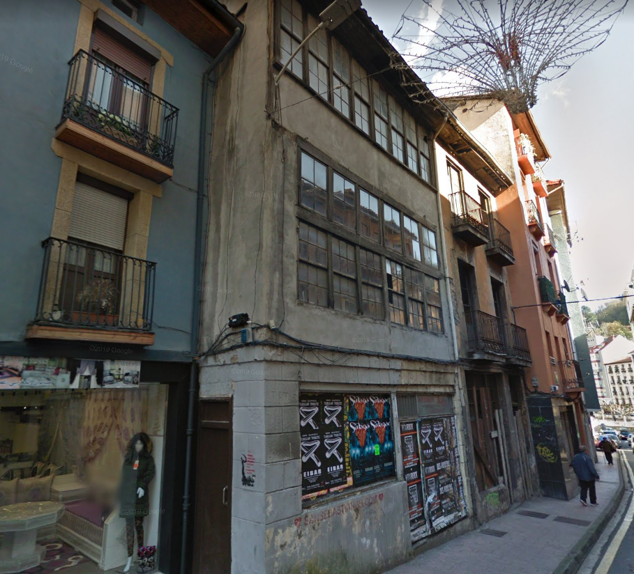 El Ayuntamiento de Eibar iniciará en breve los expedientes de declaración de ruina de los números 11 y 13 de la calle Arragueta