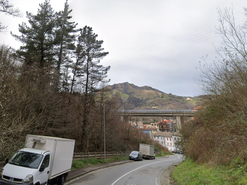 El Ayuntamiento de Eibar licitará en 2025 la redacción del proyecto para un nuevo aparcamiento en Ubitxa Imagen de archivo.