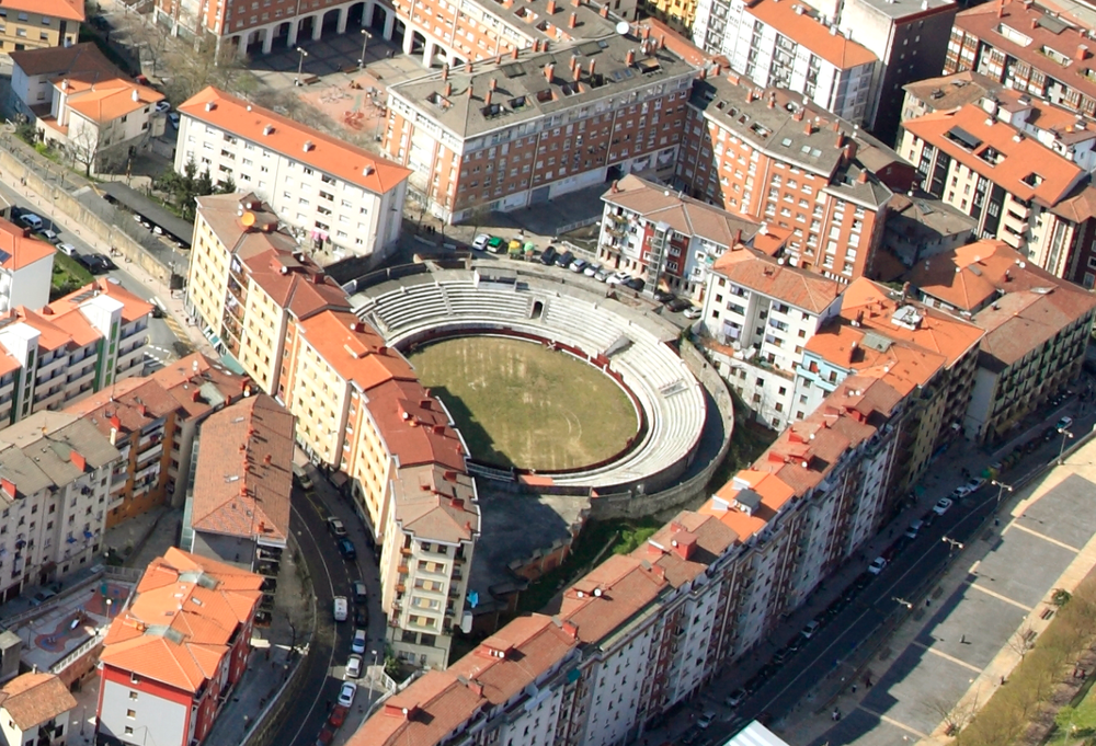 El Equipo de gobierno trabaja en un proyecto para crear un nuevo parque y zona de estancia en el entorno de la plaza de toros Plaza de toros de Eibar.
