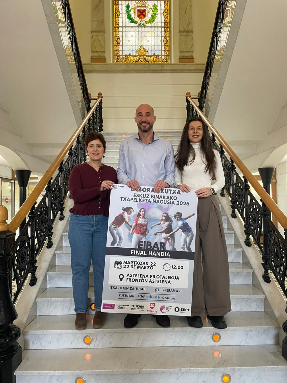 Presentación de la final del campeonato de parejas femenino el 22 de marzo.
