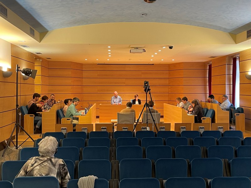 Imagen de la sesión extraordinaria del pleno municipal celebrado el 22 de marzo de 2023.