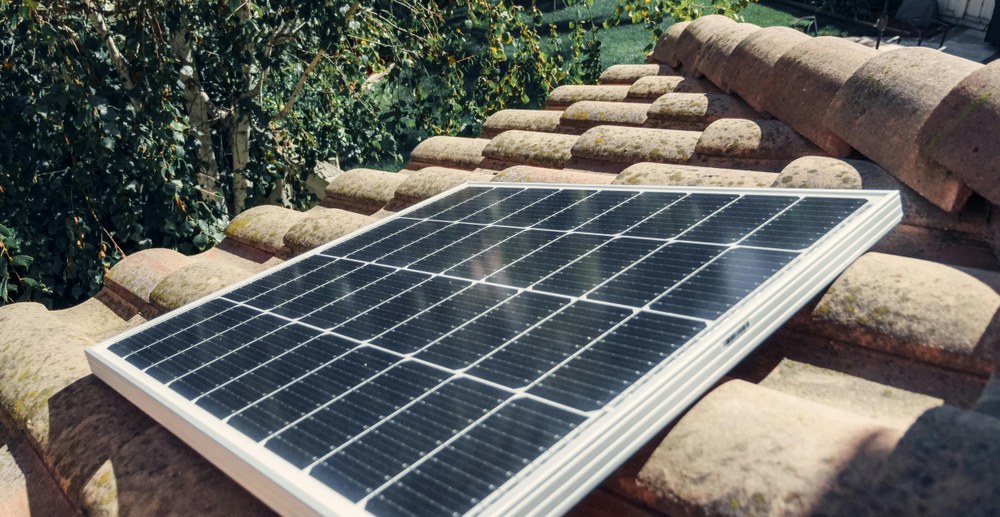 Éxito en la inserción laboral a través del programa de instalación de energía solar fotovoltaica en Eibar Imagen: pexels.com (Kindel Media).