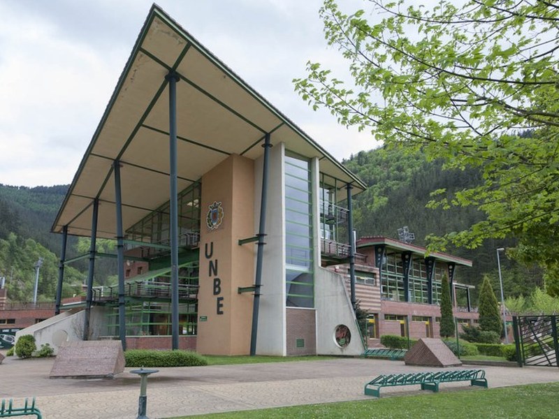 Instalaciones deportivas de Unbe.