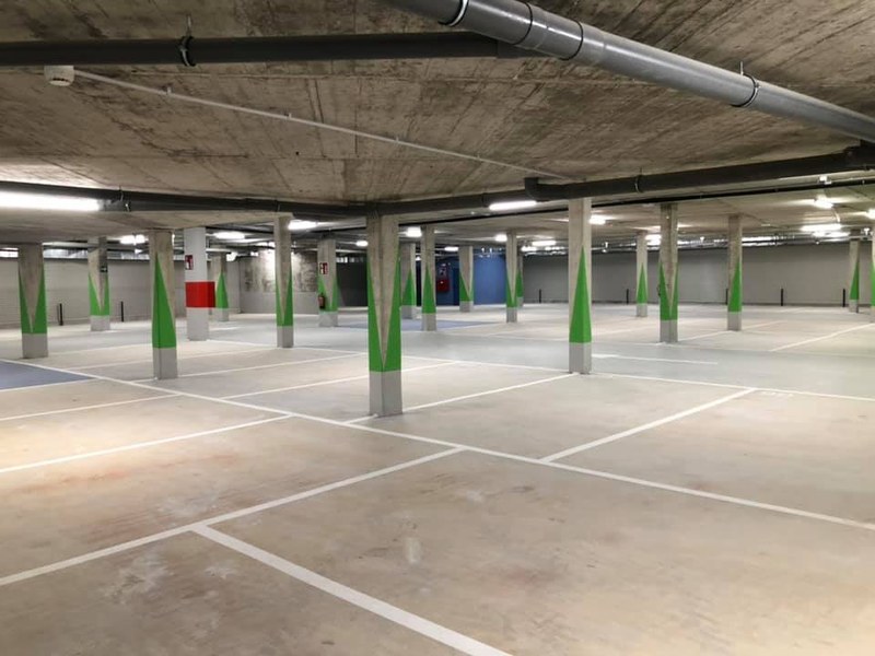 Garajes en concesión ubicados en la planta -2 del edificio 'Errebal Plazia'. 