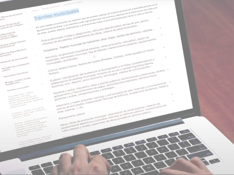 La Subdelegación del Gobierno en Gipuzkoa impulsa el programa “Administración cerca de ti” para acercar la Administración Digital a los eibarreses y las eibarresas