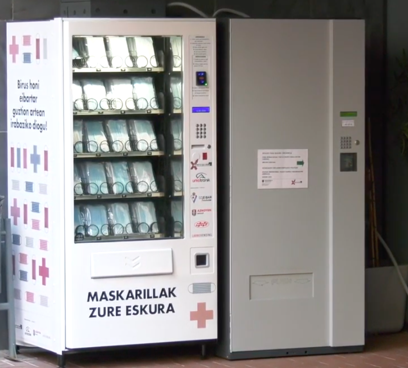 Los/as eibarreses/as obtienen más de 35.000 mascarillas en la primera semana de funcionamiento de la iniciativa de las máquinas de vending
