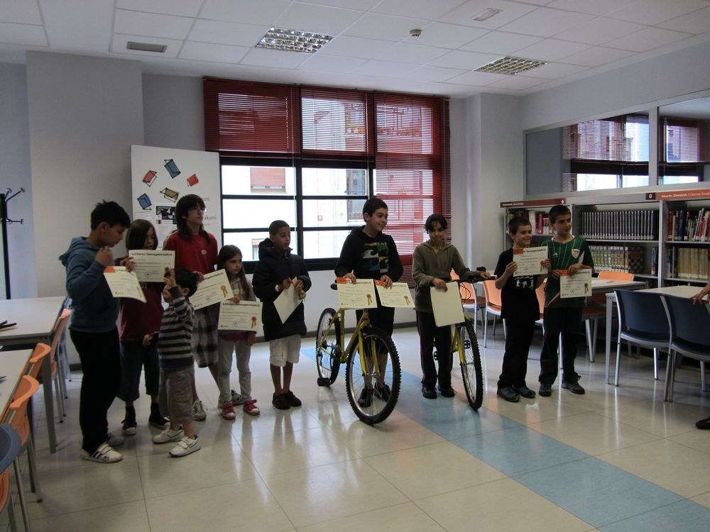 Reparto de premios del concurso Puz-lees