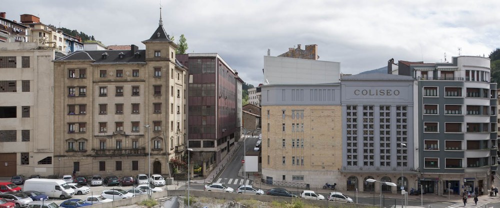 Herritarrei irekitako bilera asteazken honetan, otsailak 19, Coliseoan, Zaldibarko zabortegiaren krisiaren aurrean Eibarko Coliseo Antzokia.
