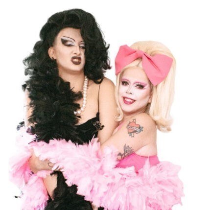 Albina Stardust eta Divina Comedia, Harrotasunaren Eguna ospatzen duen drag ikuskizuna Albina Stardustek & Divina Comedia.